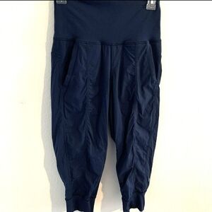 Lululemon Dance Studio Cropped Pants
